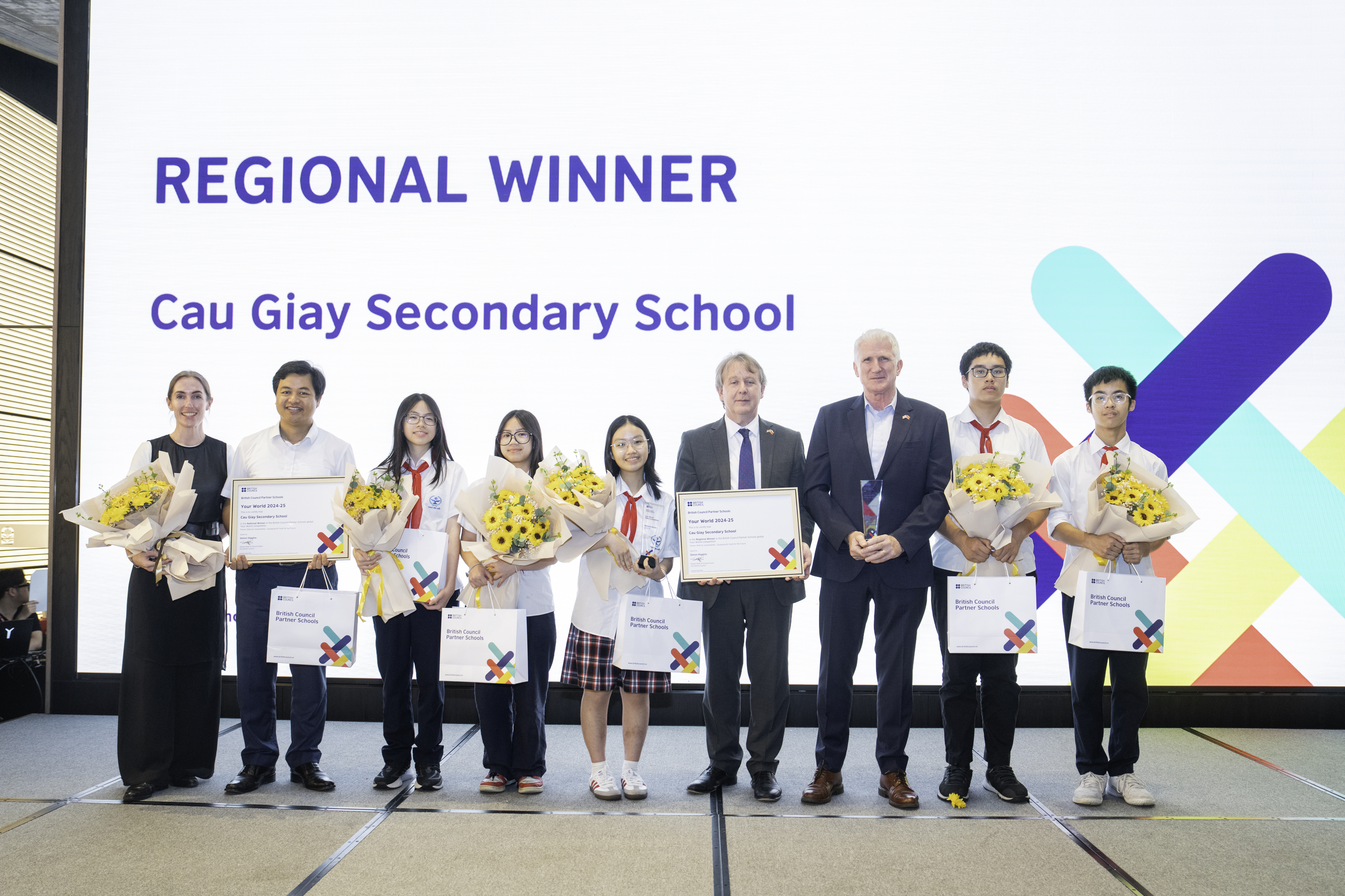 Học Sinh Việt Nam Giành Giải Nhất Khu Vực Đông Á Tại Cuộc Thi Làm Phim Thế Giới Của Bạn – Your World 2024-2025
